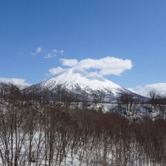 3月-ニセコ町にて-羊蹄山